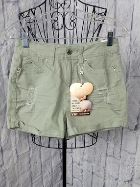 YMI Wanna Betta Butt Shorts Size 7 Sage Green Distressed NWT